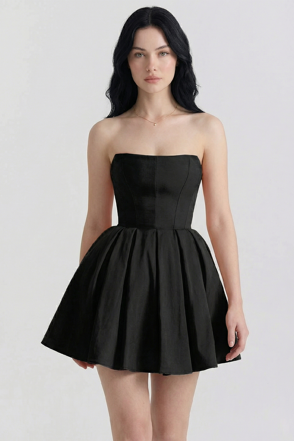 Kurzes Celeste-Kleid