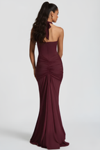 Elara Langes Kleid