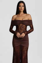 Karla Langes Spitzenkleid