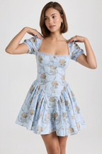 Kurzes Perlenkleid