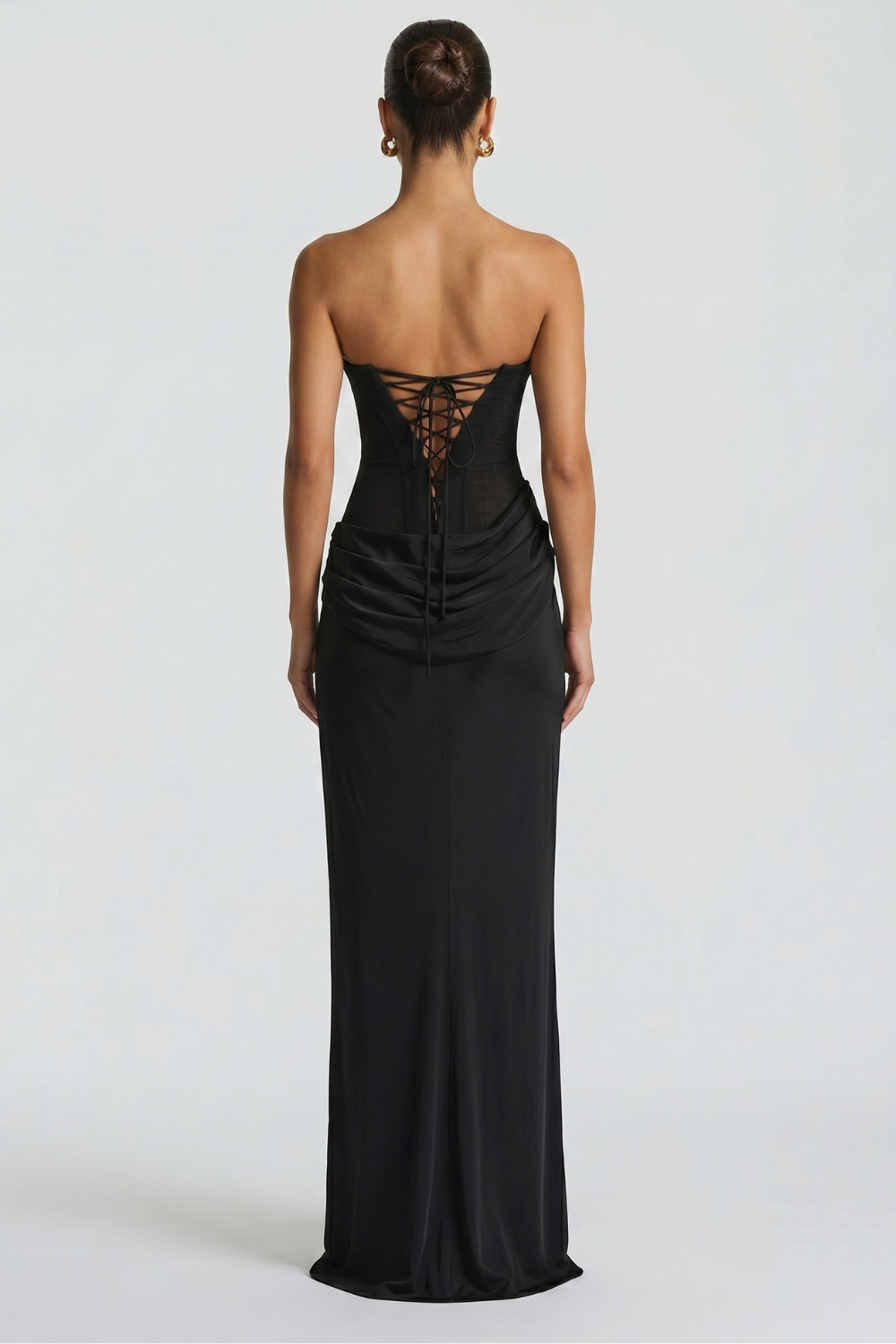 Alessia Langes Bustierkleid