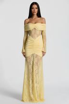 Karla Langes Spitzenkleid
