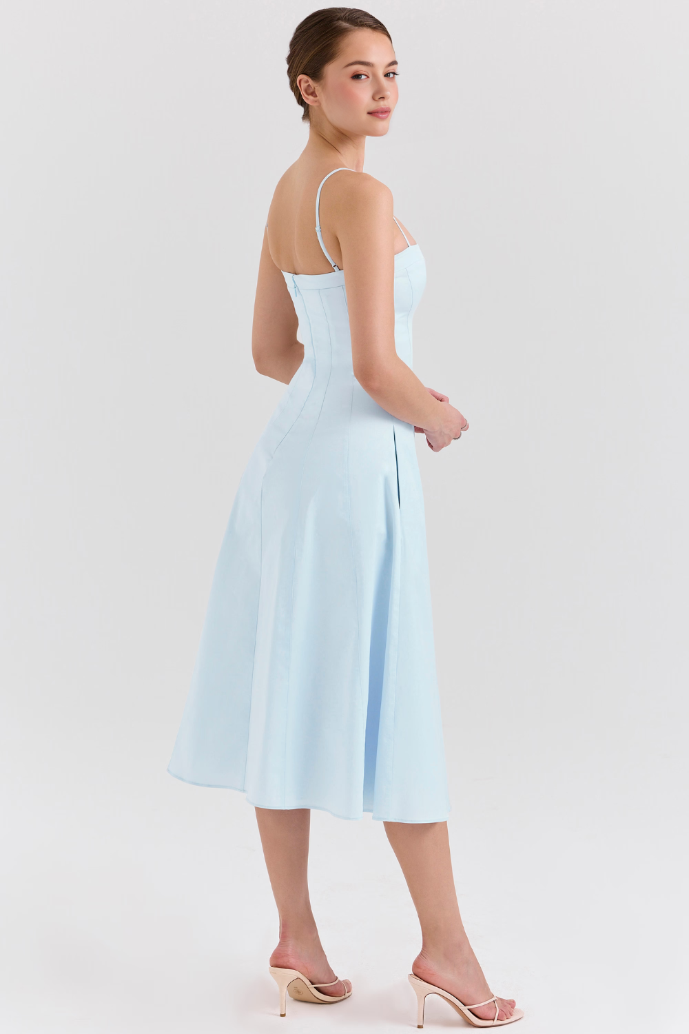Yara Midikleid