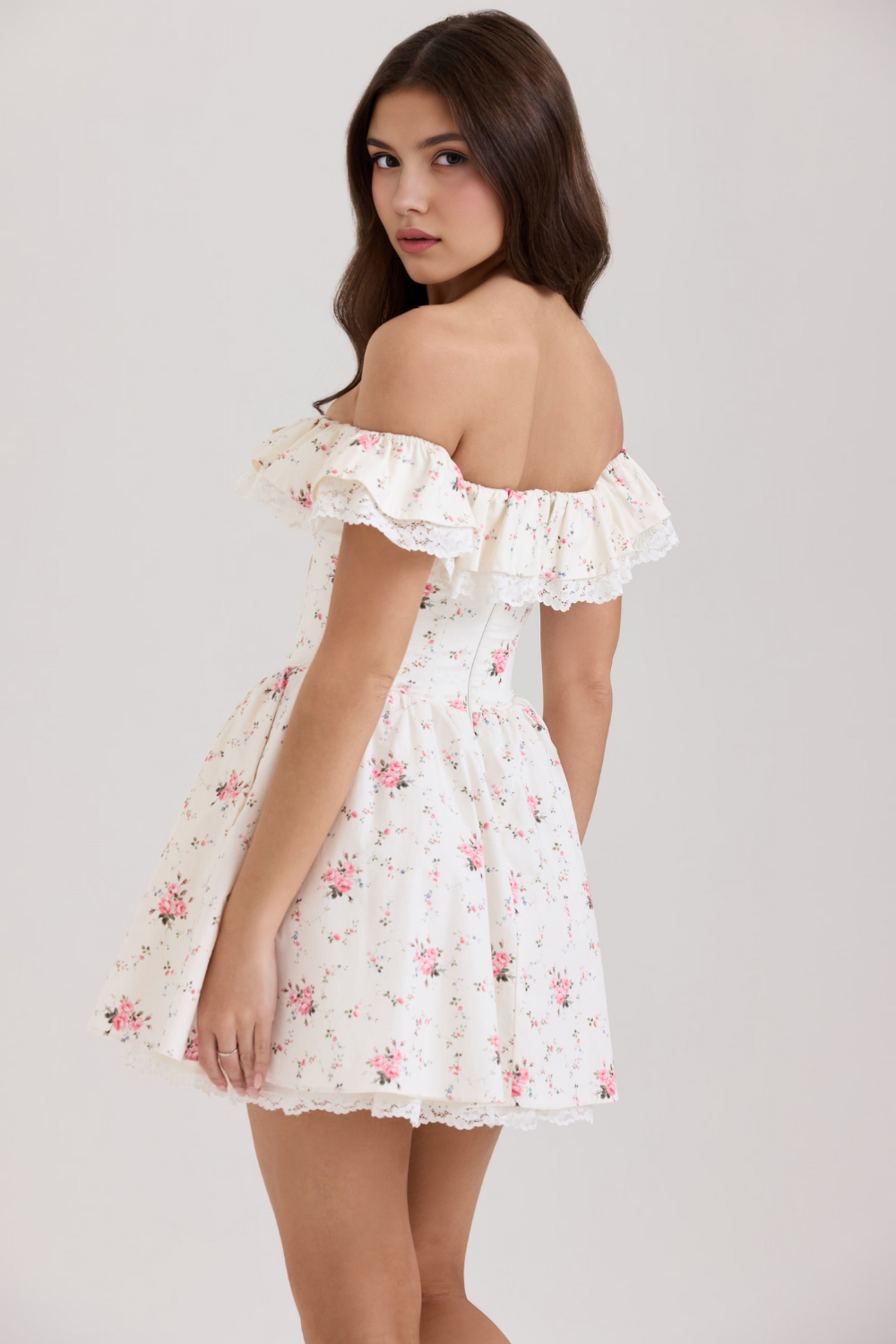 Kurzes Leticia-Kleid